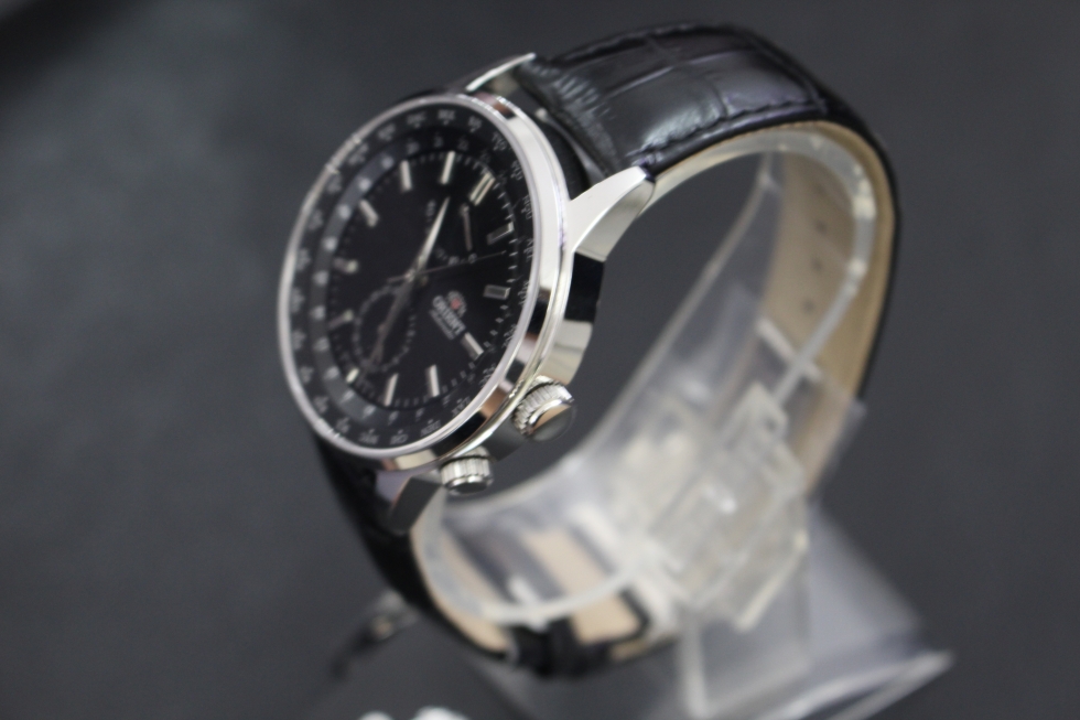 Mặt nghiêng đồng hồ Orient SFA06002B0